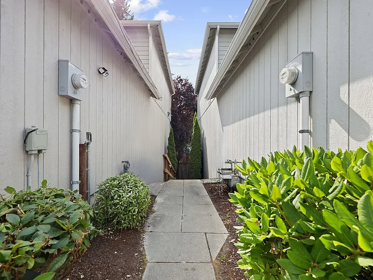 2440 Boulevard Heights Loop SE — Photo 54
