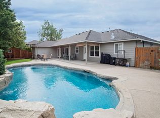 1060 Shayla Ln, Central Pt, OR 97502