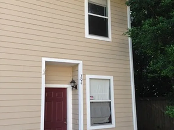 1710 NW 7th St APT 304, Gainesville, FL 32609