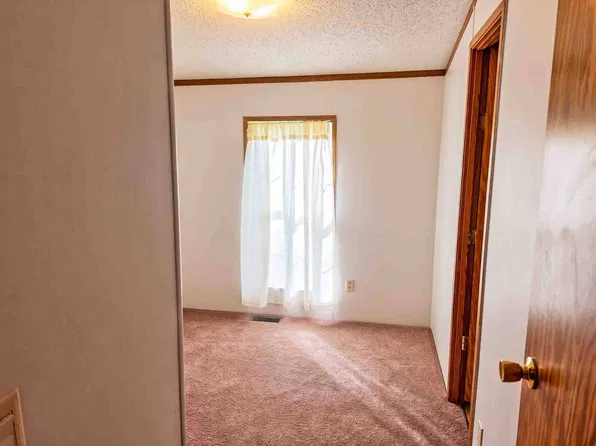 4250 State Highway 307 #21, Geneva, OH 44041