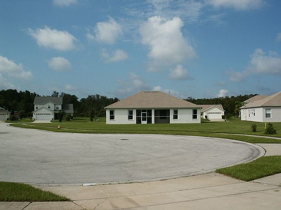 3rd image of 5513 Willow Bend Trl