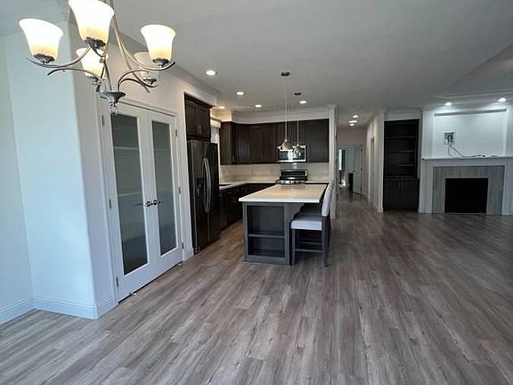 5th image of 53 Nandina Dr