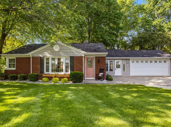 9281 E De Ave, Richland, MI 49083