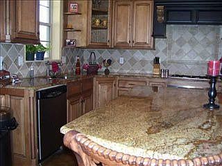 5th image of 4805 SE 28th St