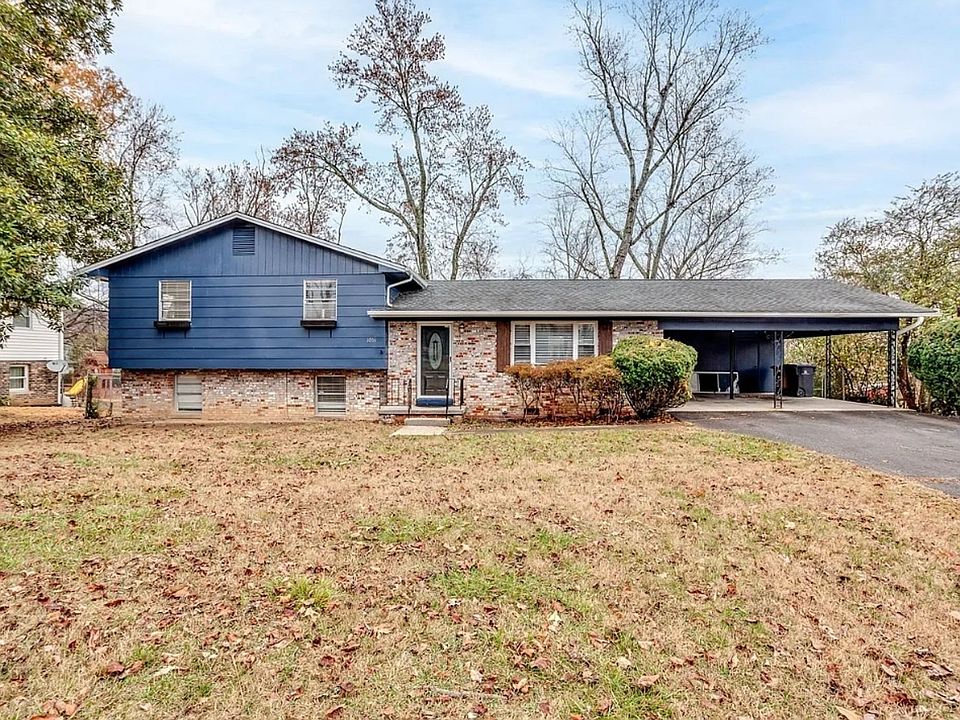 1st image of 1016 W Park Dr
