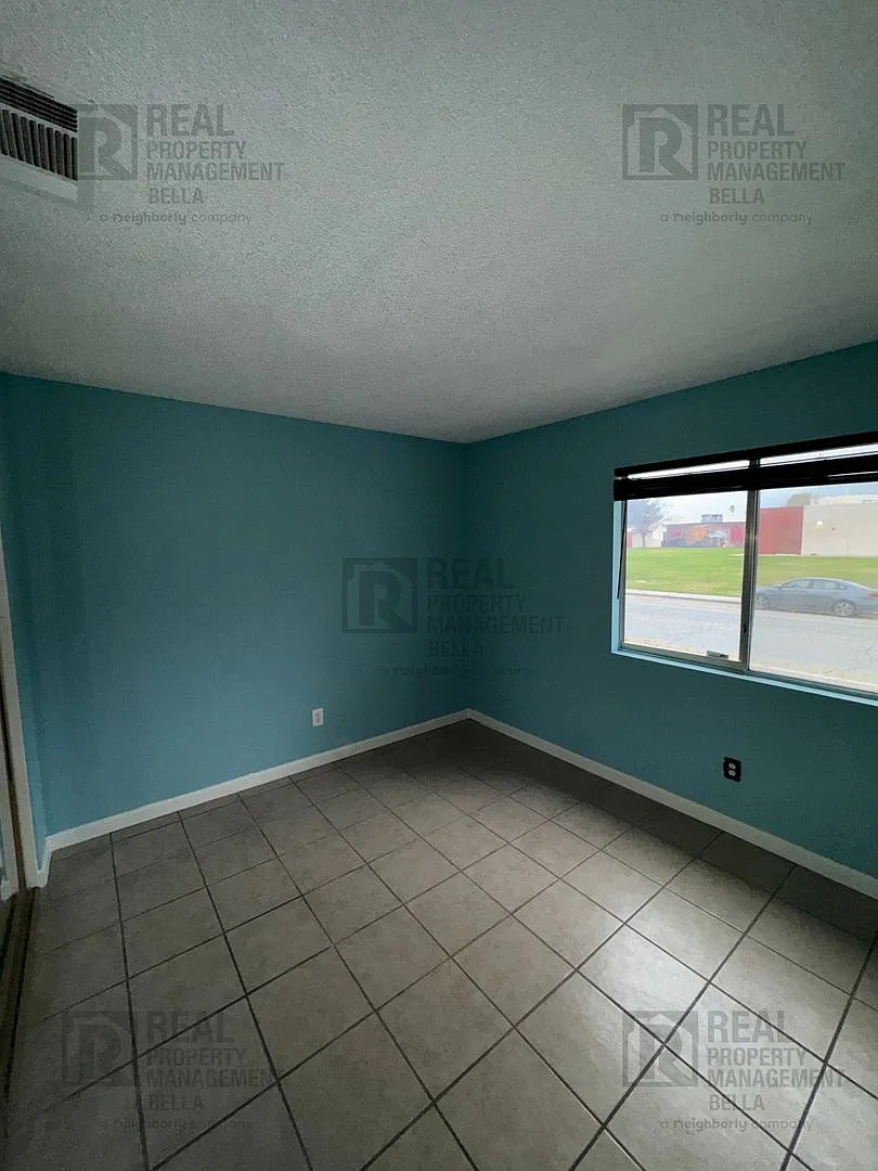 Building Photo - 1397 Bushy Tail Trl