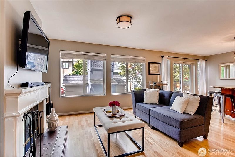 2nd image of 500 Aloha Street #211
