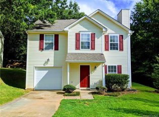 1435 Swaying Branch Ln, Clover, SC 29710