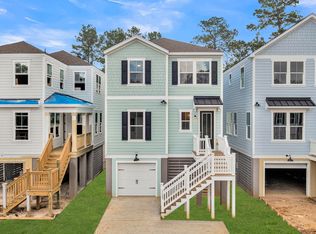 7323 Longtown Dr, Hanahan, SC 29410