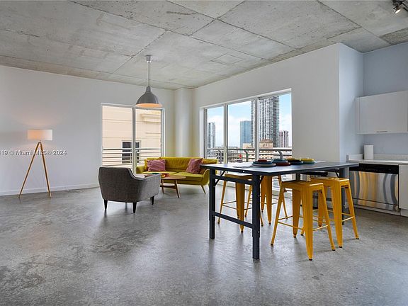 3rd image of 133 NE 2nd Ave APT 1819