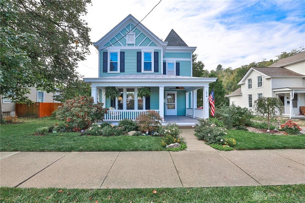 Real estate listing image