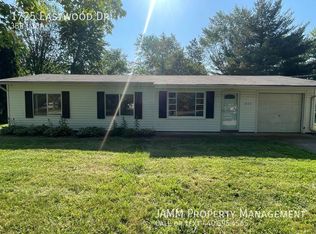 1725 Eastwood Dr, Brunswick, OH