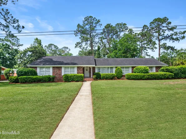 147 W Magnolia St, Jesup, GA 31545