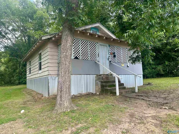 1008 Penny St, Gadsden, AL 35901