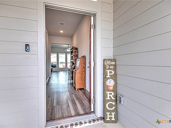 5th image of 10215 Six Shooter Ln