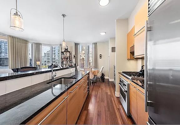3rd image of 10 W End Ave APT 15B