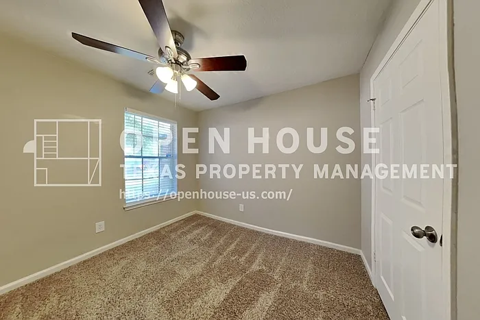 5419 Roserock Ln — Photo 14
