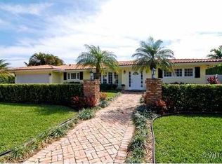 83 Island Dr S, Ocean Ridge, FL 33435