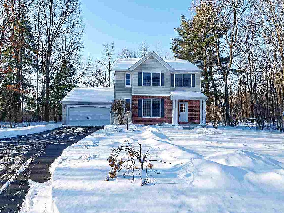 1st image of 15 Bayberry Dr