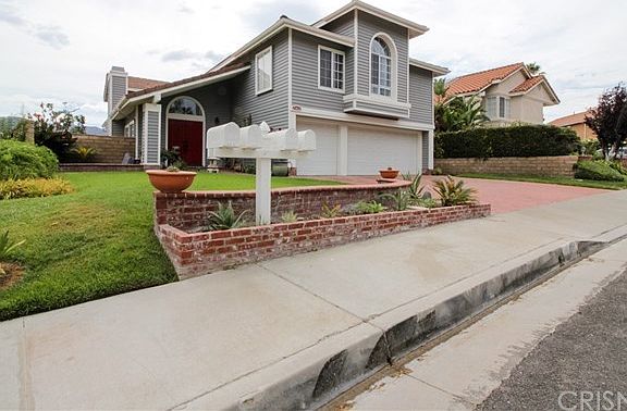 3rd image of 23516 Stillwater Pl