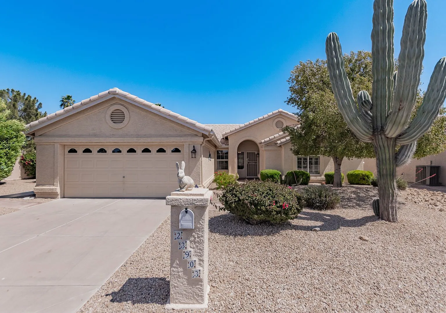 Furnished 3-Bedroom, 3-Bath Home with Private Casita in Oakwood Country Club, Sun Lakes, AZ — Photo 1