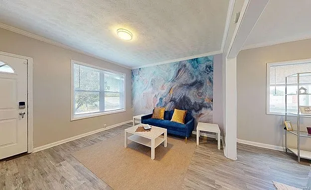 1822 Russell Blvd #1 — Photo 2