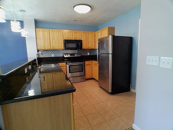4th image of 3907 Cape Henry Ave
