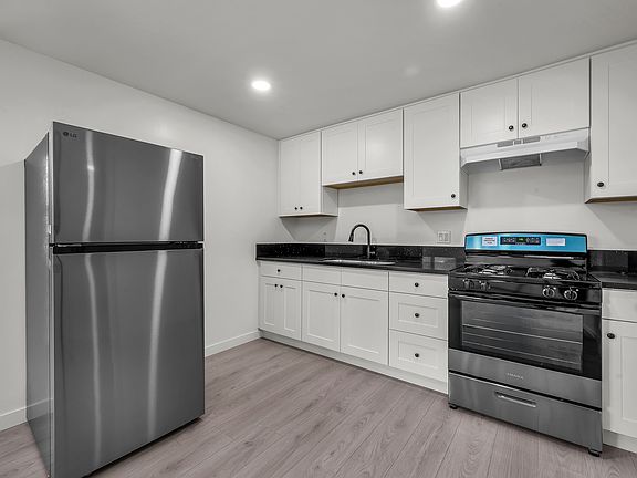 5th image of 845 1/2 W 76th St #A