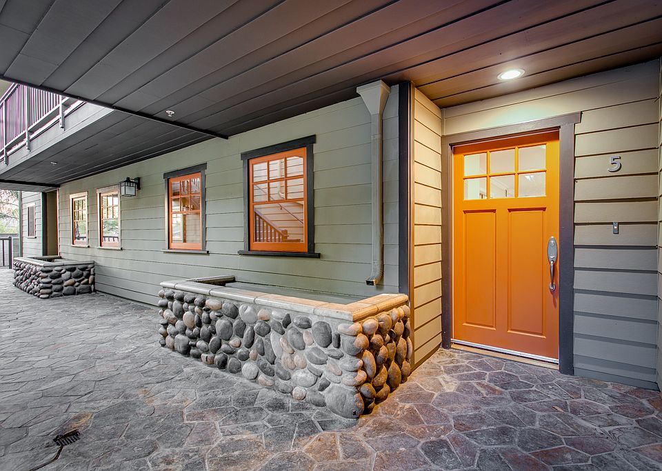 1st image of 364 N. Avenue 53. #5