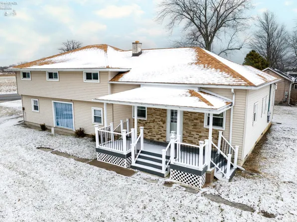 1315 S State Route 19, Oak Harbor, OH 43449