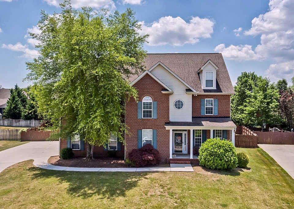 1st image of 1682 Meadow Chase Ln
