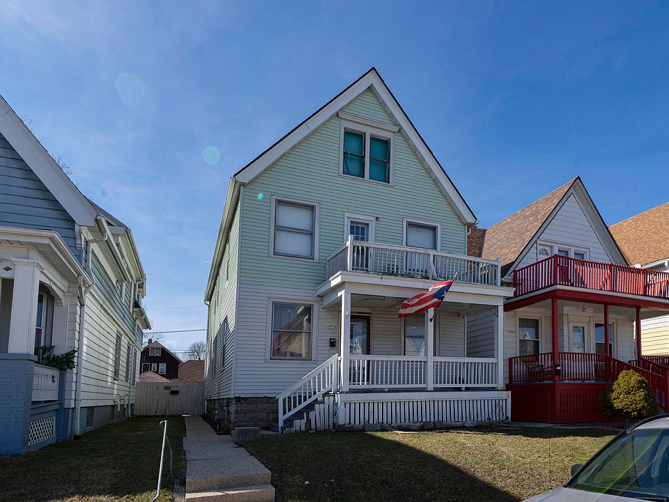 1st image of 3219 N Holton St #3219A