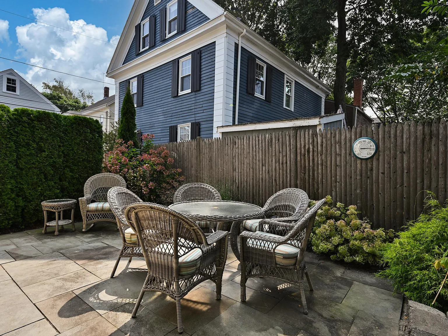 4 Olive St — Photo 4