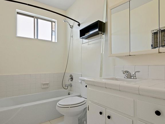 2nd image of 1129 S Oakhurst Dr APT 204