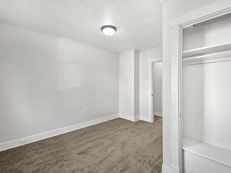 420 Alice St — Photo 10