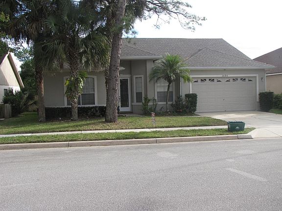 Front view of home
