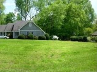 211 Saint Andrews Dr, High Point, NC 27265