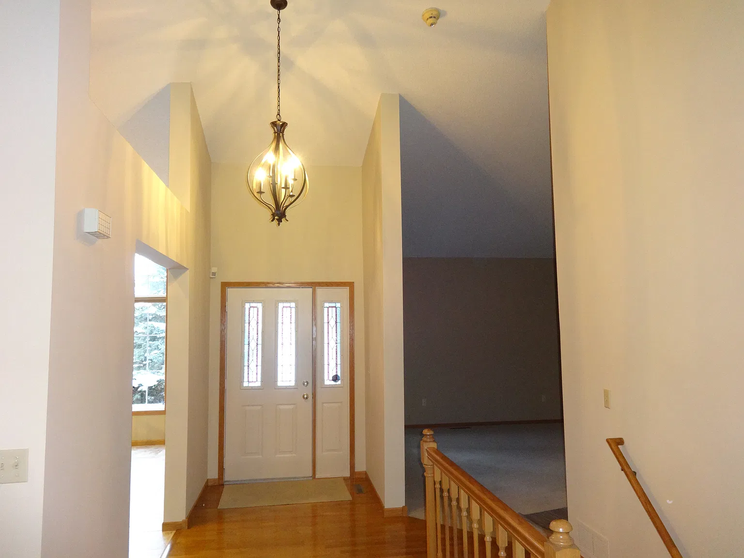 4 bed, 3031 sqft, $2,850 — Photo 2