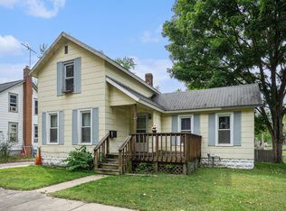 1109 5th St, Three Rivers, MI 49093