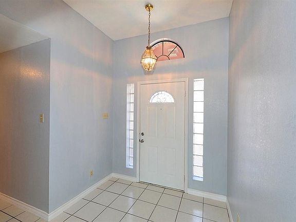 3rd image of 4107 Jalapa St