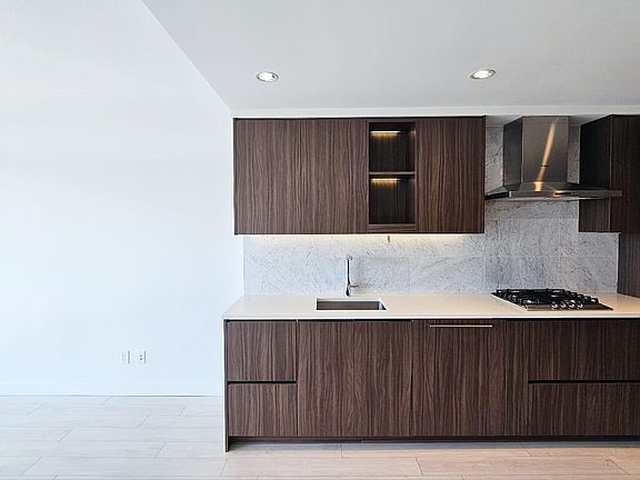 5th image of 4730 Lougheed Hwy #9XX