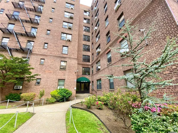 52-60 65th Place #4A, Maspeth, NY 11378