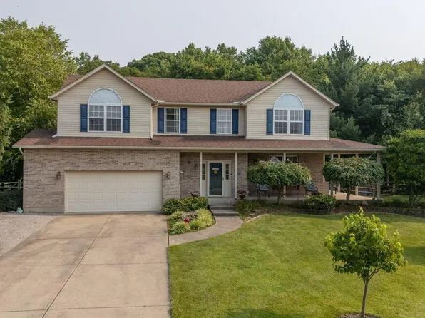 1559 Wild Cherry Dr, Milford, OH 45150