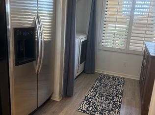 200 Vintage Cir APT 403, Naples, FL 34119