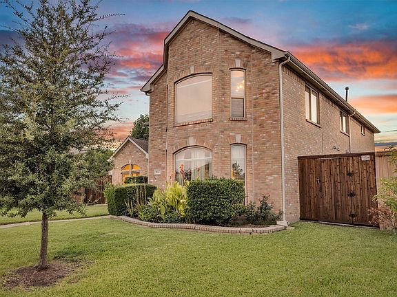 2nd image of 3837 Erath Dr