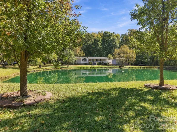 125 James Dr, Rockwell, NC 28138