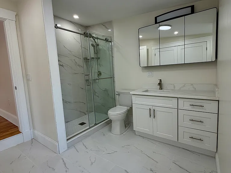 12 Florence Ave #2 — Photo 9