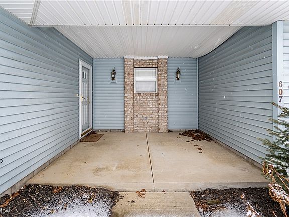 2nd image of 607 Cathyann Dr