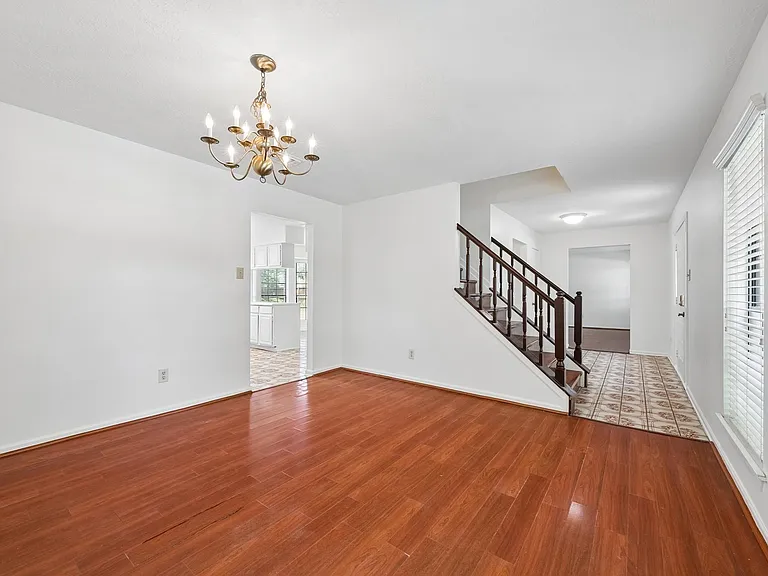 15251 Kelbrook Dr — Photo 8