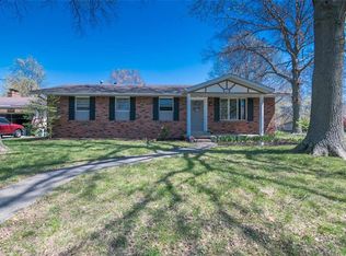 145 Keeven Dr, Highland, IL 62249